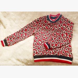 NWT REPOSHED H&M Floral Crewneck Sweater